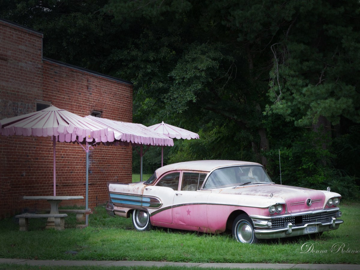 Pink Buick, Woodbury GA – Trying Out a New Photo Editing&nbsp;Software